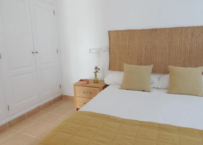 別荘 Cozy, House , By Mahbovillas *