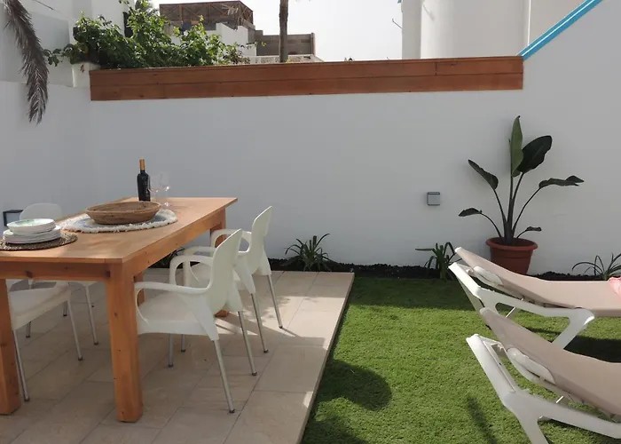 別荘 Cozy, House , By Mahbovillas *